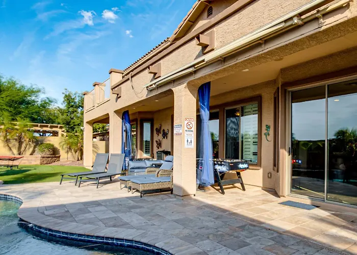 Swim-up Bar & Games! Ultimate Group Goodyear