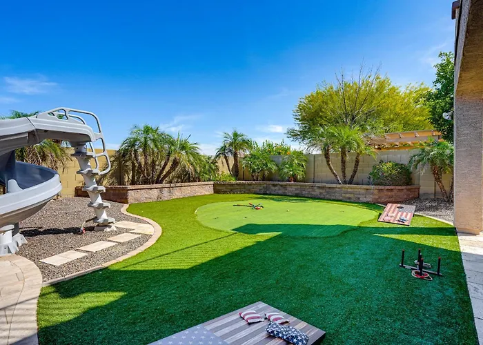 Swim-up Bar & Games! Ultimate Group Holiday home *